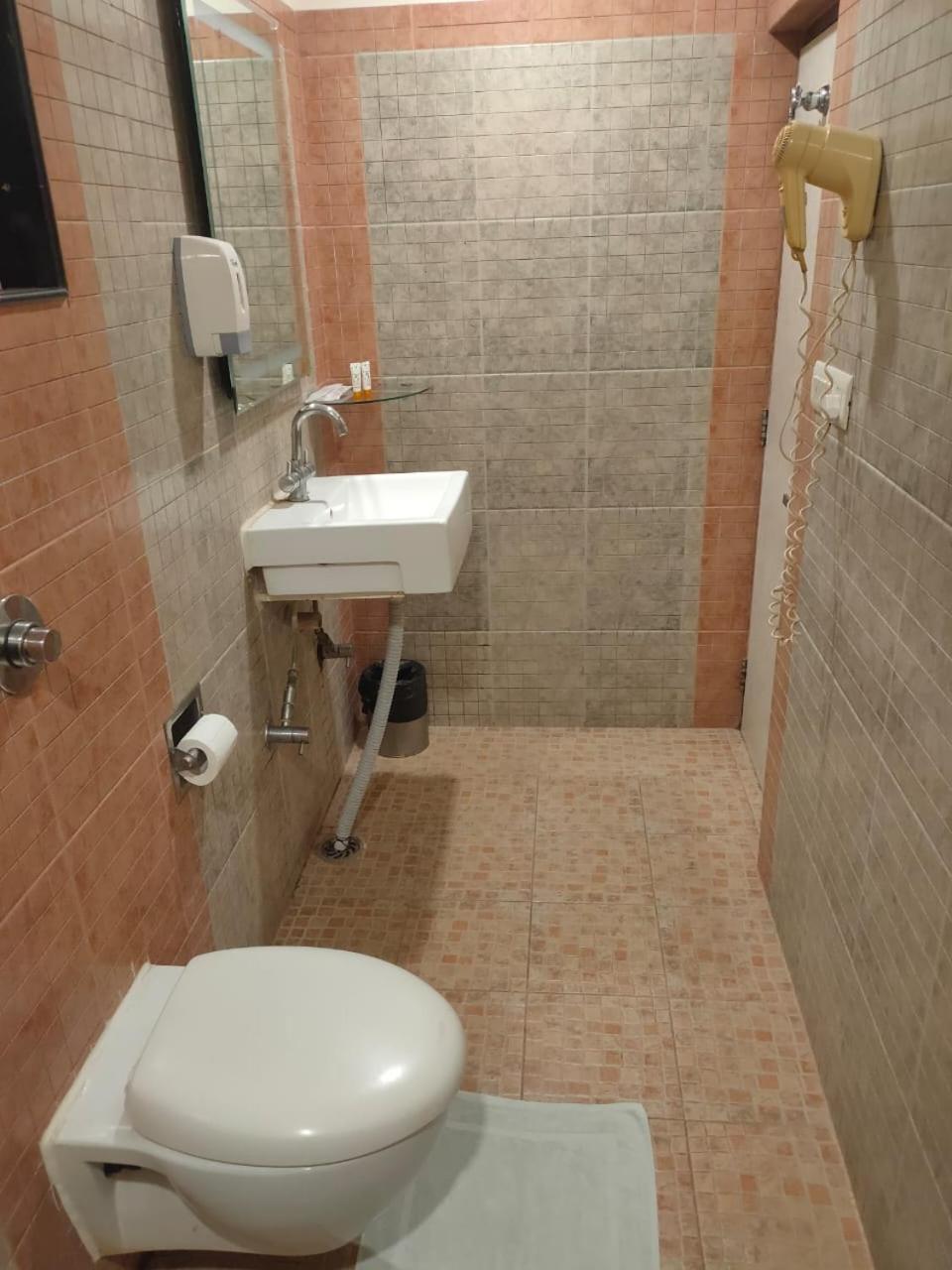 Hotel Baidyanath دوغار المظهر الخارجي الصورة