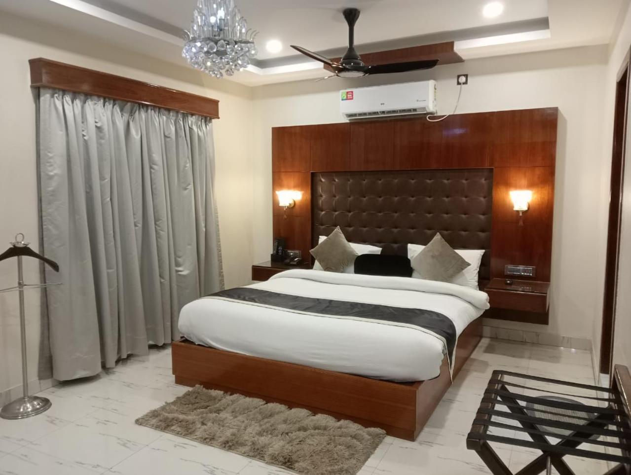Hotel Baidyanath دوغار المظهر الخارجي الصورة